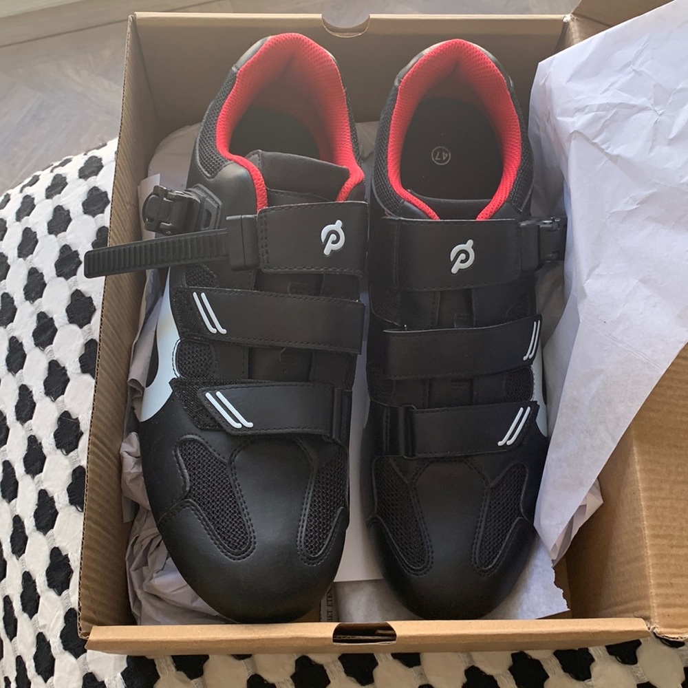Size 47 peloton shoes for men. Approximately size 12.5-13.
